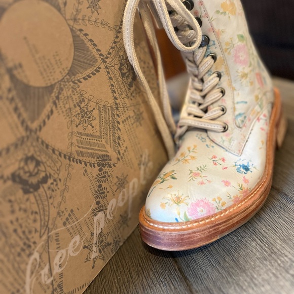 Free People Santa Fe Boot - Picture 10 of 10